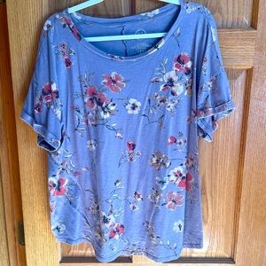 2x Maurice’s shirt